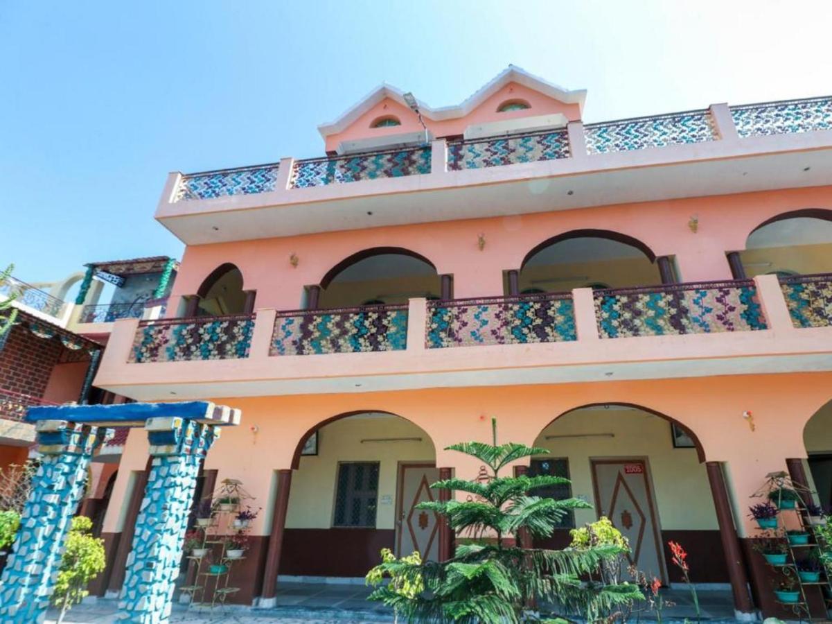 Oyo 73800 Kushal Guest House Jaipur Eksteriør billede